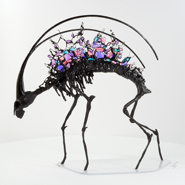 sculpture squelette de chèvre côté gauche